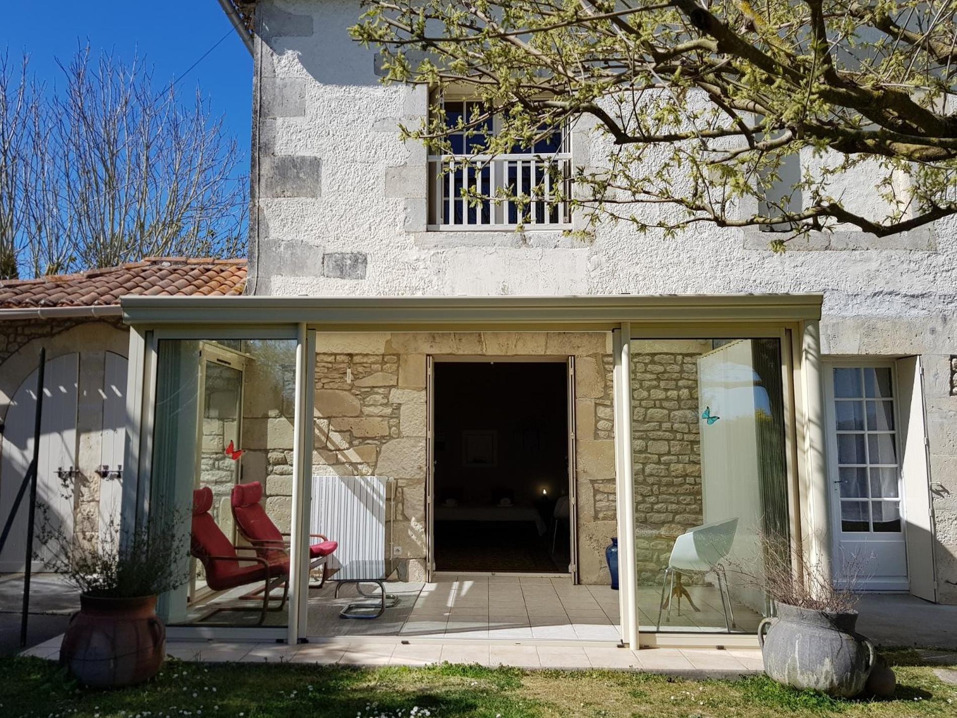 Domaine De Pelouaille - Chambre D'Hotes Saint-Jean-d'Angely Exterior photo